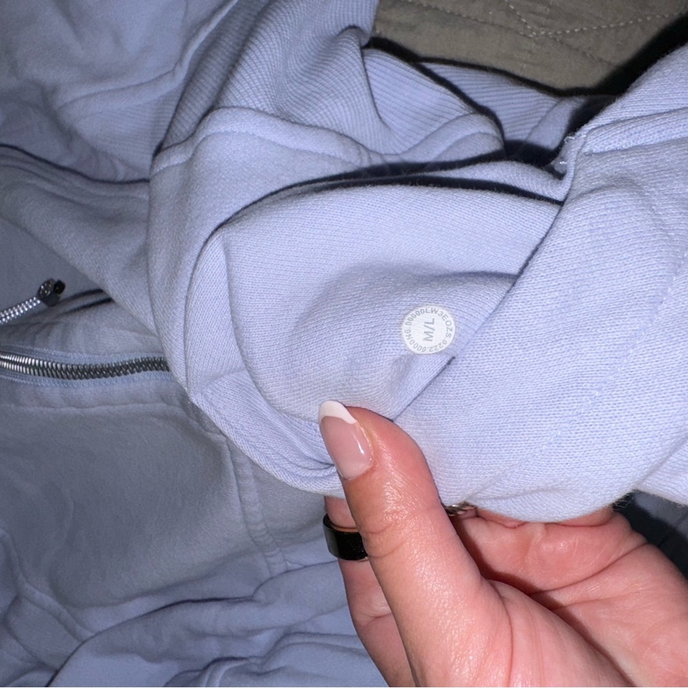 Lululemon Scuba FullZip Oversized Hoodie in Pastel Blue (Size: M/L)